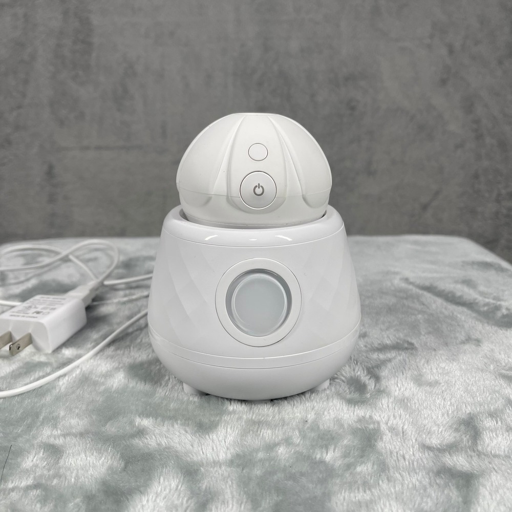 Tao Clean Ona Diamond Facial Brush Unisex White UV Sanitizer Base BA-0214